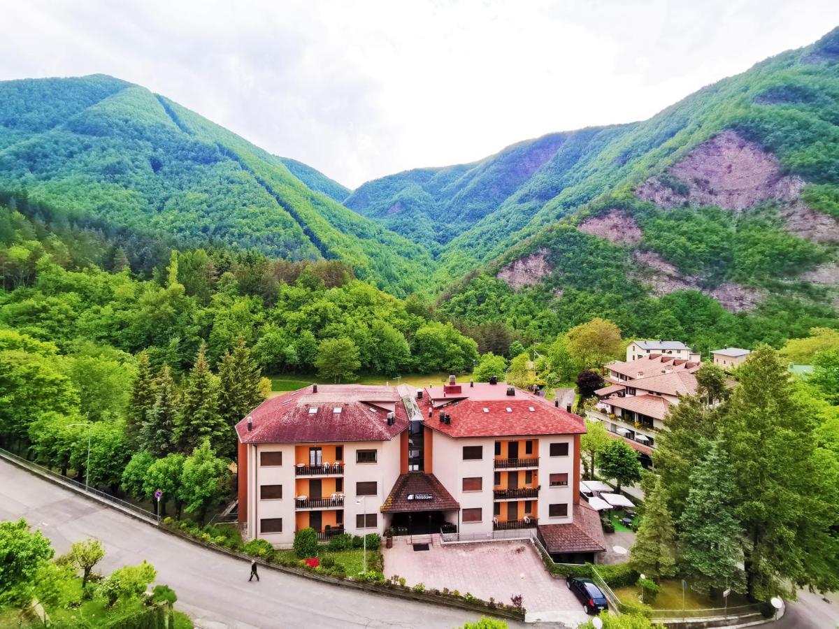 Granchalet Sul Cimone 103 Монтекрето Екстериор снимка